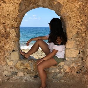 Meet your Posher, Jan